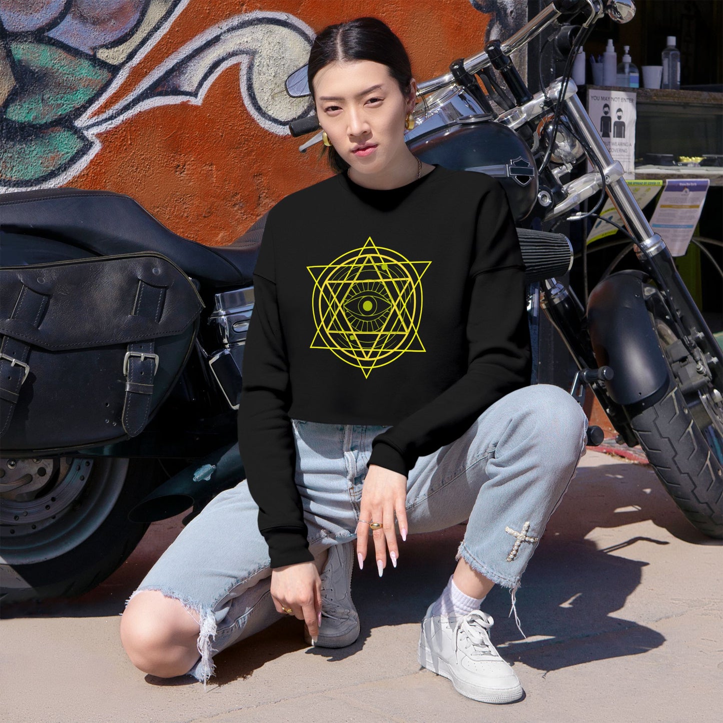 Inner Star Cropped Sweatshirt